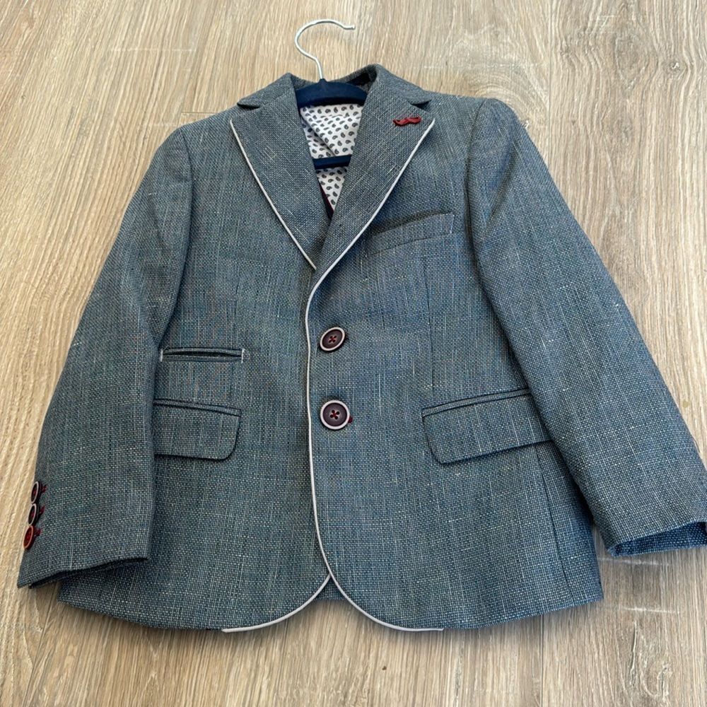 Mustache jacket